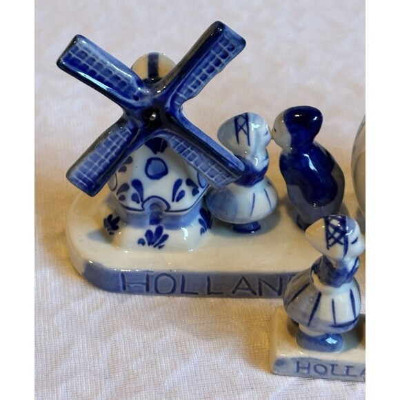 vintage Delft Blue Holland figurines Kissing Couple Windmill Ornament Rabbit - Picture 2 of 16